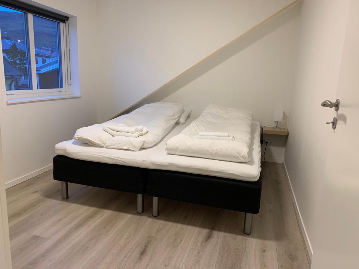 Spacious Apartment On N.P.Gota 8A, Klaksvik Luaran gambar